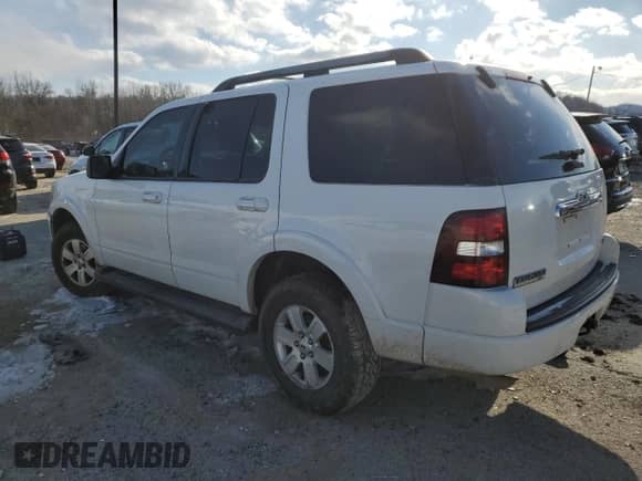 2009 Ford Explorer XLT с VIN 1FMEU73E19UA39465, выставлен на аукционе Copart как лот 88307145 с пробегом 227 325 миль миль и На запчасти • Non repairable. История ставок и продаж доступна на DreamBid. Изображение 2.