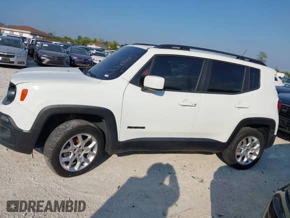 2017 Jeep Renegade Latitude с VIN ZACCJBBB6HPG49554, выставлен на аукционе IAAI как лот 42985862 с пробегом 112 407 миль миль и . История ставок и продаж доступна на DreamBid. Изображение 14.