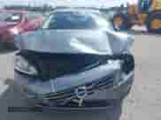 2017 Volvo S60 Inscription с VIN LYV402HKXHB126979, выставлен на аукционе IAAI как лот 42470950 с пробегом 4 064 миль миль и . История ставок и продаж доступна на DreamBid. Изображение 11.