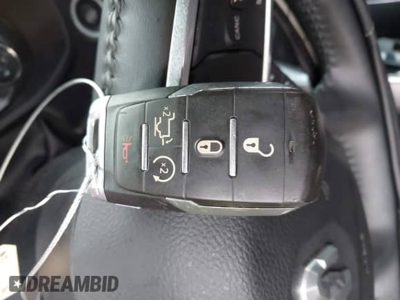 2023 Ram 1500 Laramie с VIN 1C6SRFJTXPN582106, выставлен на аукционе IAAI как лот 42651935 с пробегом 27 283 миль миль и . История ставок и продаж доступна на DreamBid. Изображение 11.