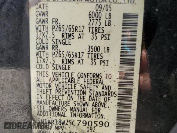 2005 Nissan Pathfinder SE z VIN 5N1AR18W25C790590, wystawiony jako Copart lot #81096665 z przebiegiem 211 998 mil mil oraz Czysty tytuł • Clean title. Historia ofert i sprzedaży dostępna na DreamBid. Obrazek 13.