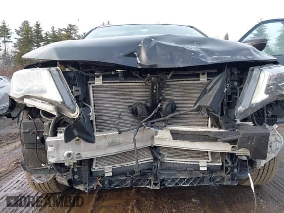 2017 Nissan Pathfinder SV with VIN 5N1DR2MM9HC633277, listed as a IAAI auction lot 41697958 with 51,891 mi miles and . Bid and sale history available at DreamBid. Image 6.