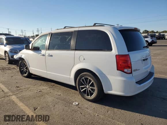 2018 Dodge Grand Caravan GT with VIN 2C4RDGEG8JR241841, listed as a Copart auction lot 85338685 with 156,681 mi miles and Salvage title. Bid and sale history available at DreamBid. Image 2.