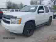 2007 Chevrolet Tahoe LT z VIN 1GNFK13047J168175, wystawiony jako IAAI lot #43458528 z przebiegiem 168 357 mil mil oraz . Historia ofert i sprzedaży dostępna na DreamBid. Obrazek 2.