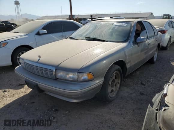 1995 Chevrolet Caprice с VIN 1G1BL52W6SR117717, выставлен на аукционе Copart как лот 60950904 с пробегом 48 461 миль миль и Чистый • Clean title. История ставок и продаж доступна на DreamBid. Изображение 1.