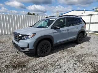 2022 Honda Passport TrailSport with VIN 5FNYF8H68NB004069, listed as a Copart auction lot 71952005 with 68,841 mi miles and Salvage title. Bid and sale history available at DreamBid. Image 1.