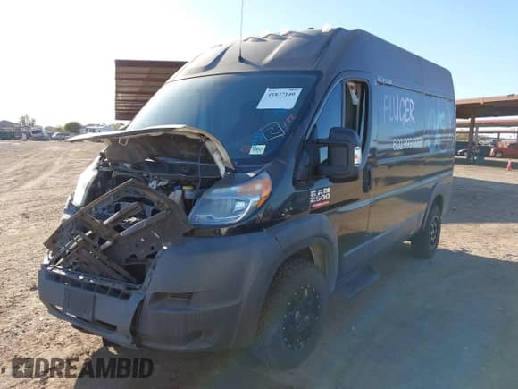 2018 Ram ProMaster Cargo с VIN 3C6TRVCG1JE138932, выставлен на аукционе IAAI как лот 41837140 с пробегом Не указан миль и . История ставок и продаж доступна на DreamBid. Изображение 17.