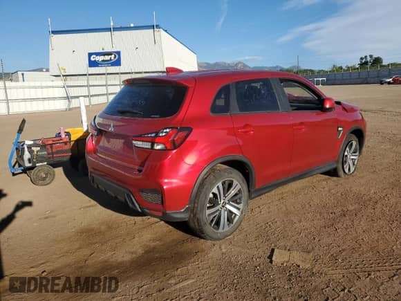 2023 Mitsubishi Outlander ES z VIN JA4ARUAU2PU005880, wystawiony jako Copart lot #71993505 z przebiegiem Nie podano mil oraz Szkoda całkowita • Salvage title. Historia ofert i sprzedaży dostępna na DreamBid. Obrazek 3.