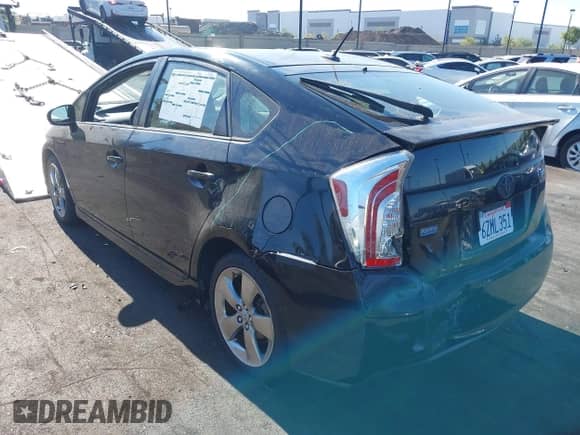 2013 Toyota Prius One with VIN JTDKN3DU0D1640024, listed as a IAAI auction lot 42842893 with 164,247 mi miles and . Bid and sale history available at DreamBid. Image 3.