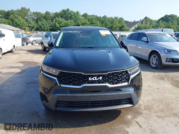 2022 Kia Sorento LX with VIN 5XYRG4LC6NG113923, listed as a IAAI auction lot 42940915 with 32,690 mi miles and . Bid and sale history available at DreamBid. Image 12.