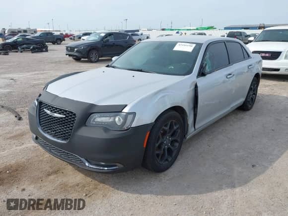 2020 Chrysler 300 S с VIN 2C3CCAGG9LH158922, выставлен на аукционе IAAI как лот 43105190 с пробегом 112 248 миль миль и . История ставок и продаж доступна на DreamBid. Изображение 17.