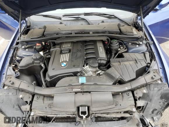 2011 BMW 3 Series 328i с VIN WBAPH7C53BE674203, выставлен на аукционе Copart как лот 83991035 с пробегом 122 936 миль миль и Списание • Salvage title. История ставок и продаж доступна на DreamBid. Изображение 11.