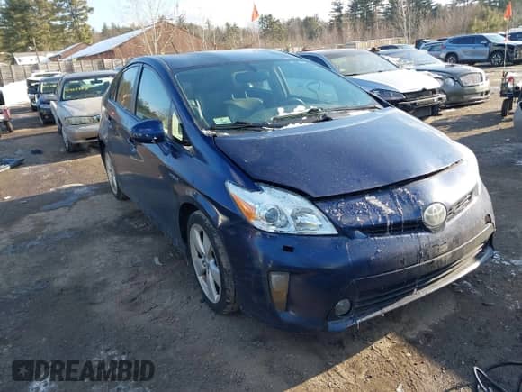 2013 Toyota Prius One with VIN JTDKN3DU9D1640040, listed as a IAAI auction lot 41393648 with 331,842 mi miles and . Bid and sale history available at DreamBid. Image 13.