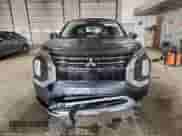 2024 Mitsubishi Outlander SE with VIN JA4J4VA82RZ081385, listed as a Copart auction lot 90705525 with 29,901 mi miles and Clean title. Bid and sale history available at DreamBid. Image 5.