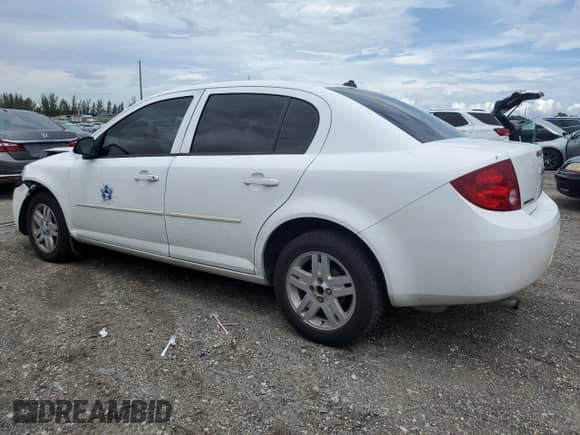 2005 Chevrolet Cobalt LS с VIN 1G1AL52F557558038, выставлен на аукционе Copart как лот 70361835 с пробегом 99 182 миль миль и Списание • Salvage title. История ставок и продаж доступна на DreamBid. Изображение 2.