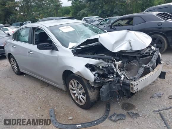 2015 Nissan Altima SL with VIN 1N4AL3AP4FN323557, listed as a IAAI auction lot 42937566 with 196,848 mi miles and . Bid and sale history available at DreamBid. Image 1.