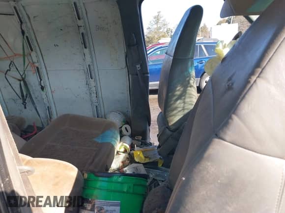2003 Chevrolet Express Cargo with VIN 1GCFG25T731220111, listed as a IAAI auction lot 41504104 with Not provided miles and . Bid and sale history available at DreamBid. Image 5.