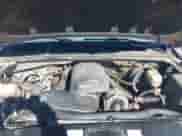 2005 GMC Sierra 1500 SLT z VIN 2GTEC13T251100136, wystawiony jako IAAI lot #41031903 z przebiegiem 440 920 mil mil oraz . Historia ofert i sprzedaży dostępna na DreamBid. Obrazek 10.