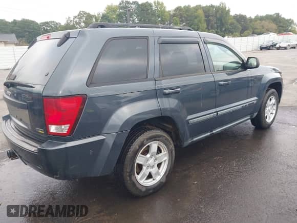 2007 Jeep Grand Cherokee Laredo с VIN 1J8HR48P27C677537, выставлен на аукционе IAAI как лот 43325564 с пробегом 152 804 миль миль и . История ставок и продаж доступна на DreamBid. Изображение 4.