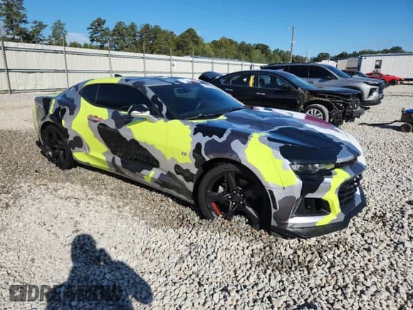 2017 Chevrolet Camaro 1LT с VIN 1G1FB1RX8H0143518, выставлен на аукционе Copart как лот 83861105 с пробегом 133 714 миль миль и Списание • Salvage title. История ставок и продаж доступна на DreamBid. Изображение 4.