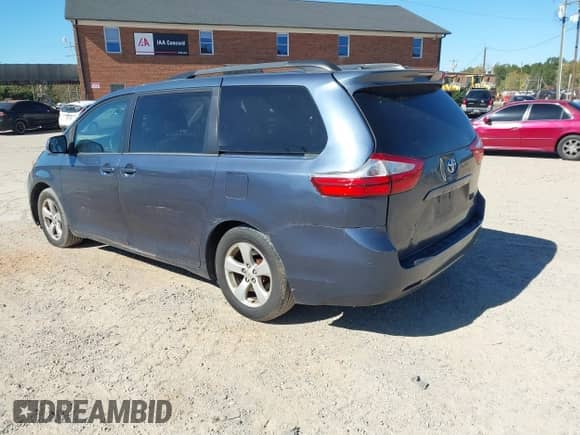 2015 Toyota Sienna LE with VIN 5TDKK3DC4FS574213, listed as a IAAI auction lot 43499386 with 205,058 mi miles and . Bid and sale history available at DreamBid. Image 3.