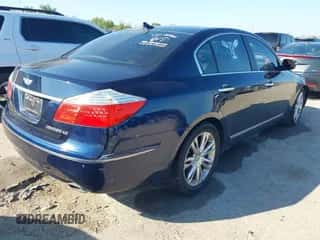 2011 Hyundai Genesis with VIN KMHGC4DF1BU138679, listed as a IAAI auction lot 43413278 with 151,672 mi miles and . Bid and sale history available at DreamBid. Image 4.