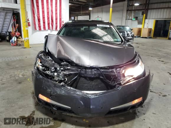 2009 Acura TL с VIN 19UUA86299A005518, выставлен на аукционе Copart как лот 82152565 с пробегом 115 120 миль миль и Списание • Salvage title. История ставок и продаж доступна на DreamBid. Изображение 5.