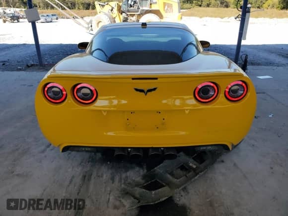 2005 Chevrolet Corvette с VIN 1G1YY24U455113957, выставлен на аукционе Copart как лот 85754345 с пробегом 127 979 миль миль и Списание • Salvage title. История ставок и продаж доступна на DreamBid. Изображение 6.
