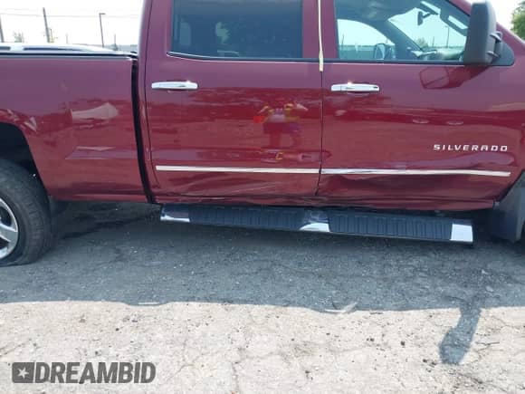 2014 Chevrolet Silverado 1500 LTZ z VIN 3GCUKSEJ0EG279669, wystawiony jako IAAI lot #42392561 z przebiegiem 77 128 mil mil oraz . Historia ofert i sprzedaży dostępna na DreamBid. Obrazek 16.
