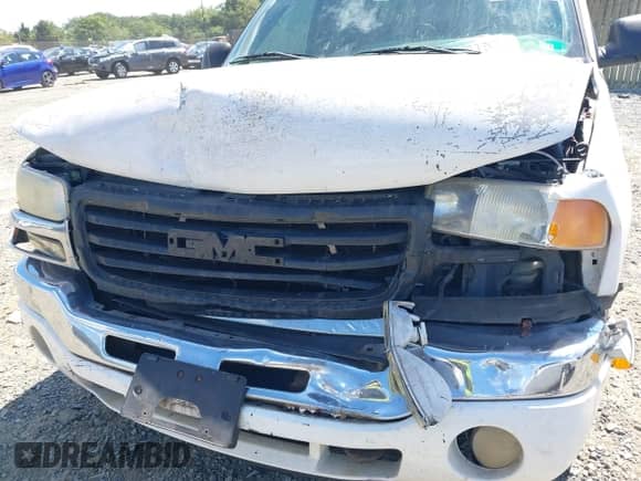 2005 GMC Sierra 1500 SLE с VIN 2GTEC13T051162389, выставлен на аукционе IAAI как лот 43050515 с пробегом Не указан миль и . История ставок и продаж доступна на DreamBid. Изображение 6.