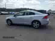 2012 Volvo S60 T5 с VIN YV1622FS0C2110820, выставлен на аукционе Copart как лот 81112215 с пробегом 137 951 миль миль и Списание • Salvage title. История ставок и продаж доступна на DreamBid. Изображение 2.