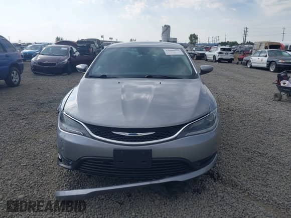 2015 Chrysler 200 LX с VIN 1C3CCCFB1FN717554, выставлен на аукционе IAAI как лот 43089594 с пробегом 52 390 миль миль и . История ставок и продаж доступна на DreamBid. Изображение 12.