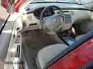 2011 Hyundai Azera Limited с VIN KMHFC4DF5BA552545, выставлен на аукционе Copart как лот 84218034 с пробегом 101 747 миль миль и Списание • Salvage title. История ставок и продаж доступна на DreamBid. Изображение 8.