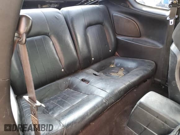 2004 Hyundai Tiburon GT с VIN KMHHN65F74U129996, выставлен на аукционе Copart как лот 43359015 с пробегом 231 277 миль миль и Списание • Salvage title. История ставок и продаж доступна на DreamBid. Изображение 10.