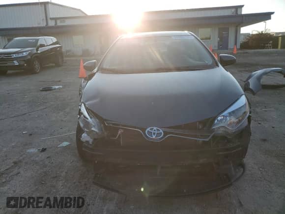 2016 Toyota Corolla L z VIN 2T1BURHEXGC721024, wystawiony jako Copart lot #84560785 z przebiegiem 251 747 mil mil oraz Czysty tytuł • Clean title. Historia ofert i sprzedaży dostępna na DreamBid. Obrazek 5.