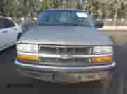 2003 Chevrolet S-10 LS с VIN 1GCCS19X638244318, выставлен на аукционе IAAI как лот 43471226 с пробегом 101 370 миль миль и . История ставок и продаж доступна на DreamBid. Изображение 12.