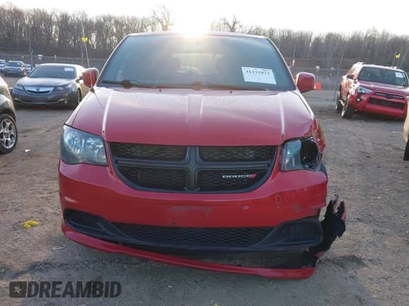 2016 Dodge Grand Caravan SE Plus z VIN 2C4RDGBG5GR125008, wystawiony jako IAAI lot #41232973 z przebiegiem 107 315 mil mil oraz . Historia ofert i sprzedaży dostępna na DreamBid. Obrazek 12.