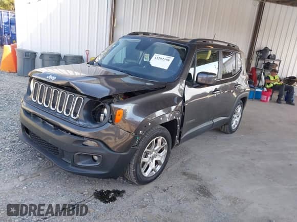 2018 Jeep Renegade Latitude with VIN ZACCJABB8JPH27476, listed as a IAAI auction lot 43292398 with 124,850 mi miles and . Bid and sale history available at DreamBid. Image 19.