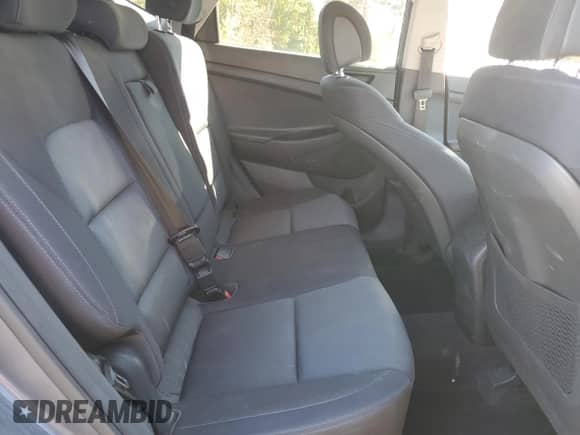 2018 Hyundai Tucson SE с VIN KM8J2CA49JU806698, выставлен на аукционе Copart как лот 85877065 с пробегом 110 126 миль миль и Списание • Salvage title. История ставок и продаж доступна на DreamBid. Изображение 11.