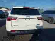 2020 Jeep Compass Latitude с VIN 3C4NJDBB8LT157503, выставлен на аукционе IAAI как лот 42869440 с пробегом 103 074 миль миль и . История ставок и продаж доступна на DreamBid. Изображение 17.