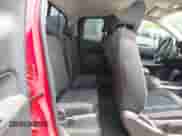 2018 Chevrolet Colorado 4WD LT z VIN 1GCHTCEN0J1137385, wystawiony jako IAAI lot #42415175 z przebiegiem 85 461 mil mil oraz . Historia ofert i sprzedaży dostępna na DreamBid. Obrazek 8.