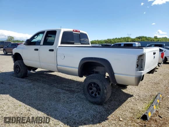 2003 Dodge 2500 ST with VIN 3D7KU28613G706420, listed as a Copart auction lot 51623185 with 358,199 mi miles and Salvage title. Bid and sale history available at DreamBid. Image 2.