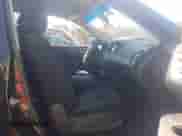 2013 Nissan Pathfinder SV z VIN 5N1AR2MN1DC661791, wystawiony jako IAAI lot #43458724 z przebiegiem 227 042 mil mil oraz . Historia ofert i sprzedaży dostępna na DreamBid. Obrazek 5.