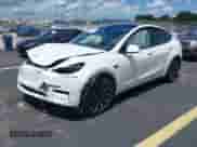 2024 Tesla Model Y с VIN 7SAYGDED3RF019239, выставлен на аукционе IAAI как лот 42978849 с пробегом 14 551 миль миль и . История ставок и продаж доступна на DreamBid. Изображение 17.