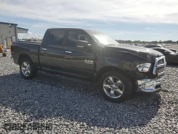 2016 Ram 1500 Big Horn z VIN 1C6RR7LM1GS135112, wystawiony jako Copart lot #66735475 z przebiegiem 108 622 mil mil oraz Szkoda całkowita • Salvage title. Historia ofert i sprzedaży dostępna na DreamBid. Obrazek 4.