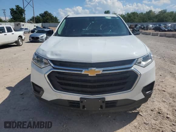 2021 Chevrolet Traverse LS z VIN 1GNERLKW6MJ213735, wystawiony jako Copart lot #67343125 z przebiegiem 62 758 mil mil oraz Szkoda całkowita • Salvage title. Historia ofert i sprzedaży dostępna na DreamBid. Obrazek 5.