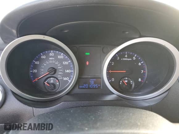 2010 Hyundai Genesis Coupe с VIN KMHHT6KD4AU035224, выставлен на аукционе Copart как лот 77809554 с пробегом 201 095 миль миль и Списание • Salvage title. История ставок и продаж доступна на DreamBid. Изображение 9.