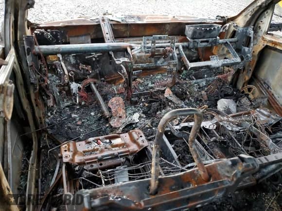 2022 Ram 1500 Tradesman z VIN 1C6RR7FG9NS218824, wystawiony jako Copart lot #61140785 z przebiegiem Nie podano mil oraz Nie do naprawy • Non repairable. Historia ofert i sprzedaży dostępna na DreamBid. Obrazek 8.