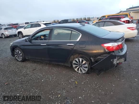 2014 Honda Accord with VIN 1HGCR6F39EA002534, listed as a Copart auction lot 81322605 with 152,770 mi miles and Clean title. Bid and sale history available at DreamBid. Image 2.