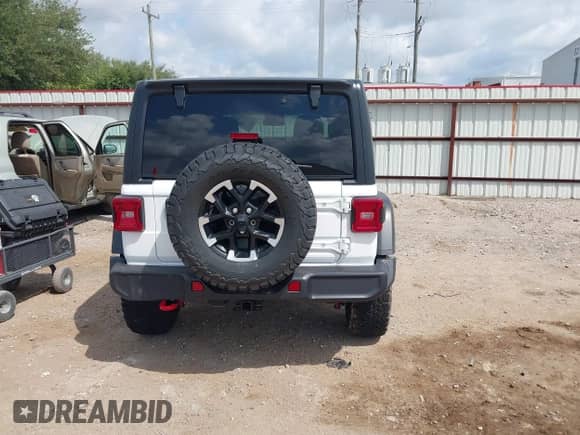 2025 Jeep Wrangler Rubicon с VIN 1C4PJXFN6SW528228, выставлен на аукционе IAAI как лот 43100284 с пробегом 10 660 миль миль и . История ставок и продаж доступна на DreamBid. Изображение 16.